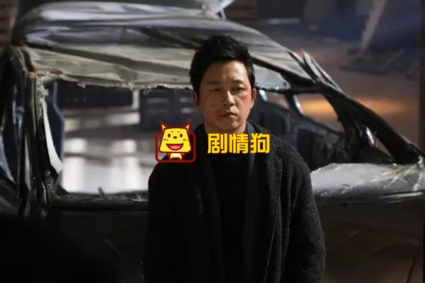 8亿播放3万人豆瓣9分高评 白夜追凶43岁的大叔潘粤明火了 8亿播放3万人豆瓣9分高评 白夜追凶43岁的大叔潘粤明火了